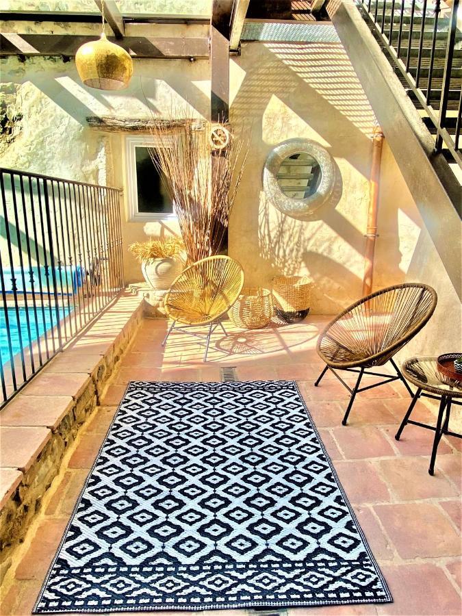 Gite De Groupe 9Ch Ou 3 Gites Independants De 3Ch - Patio Et Piscine Interieure Chauffee Toute L'Annee Vallon-Pont-dʼArc Dış mekan fotoğraf